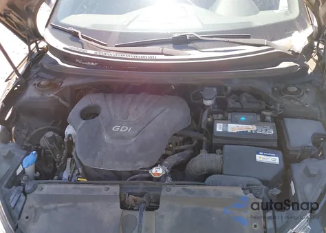 2016 Hyundai Veloster z USA, uszkodzony, nr VIN KMHTC6AD2GU284934